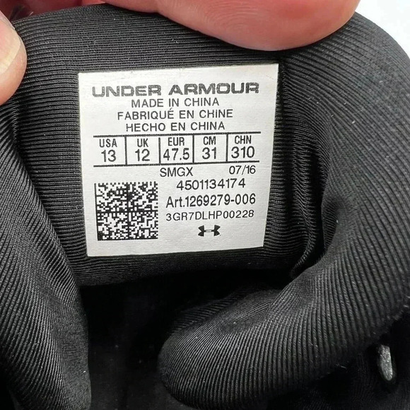 Under Armour Men 13 Steph Curry 3 Cyber Monday Basketball Shoe High Top Sneakers - Picture 10 of 12